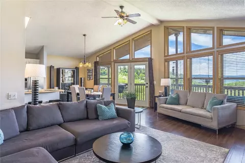 27100 Neptune Pl, Clark, CO 80428