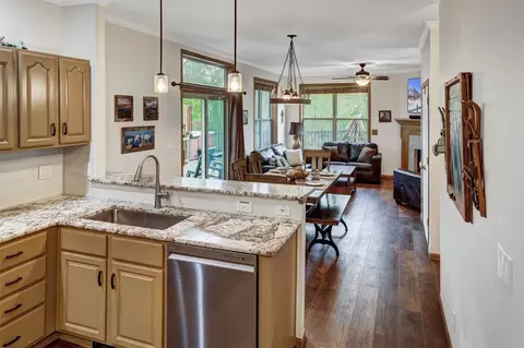 411 Saddle Ridge Dr #411, Silverthorne, CO 80498