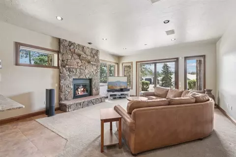 Living - 17 James Ct, Dillon, CO 80435 photo 4 of 4