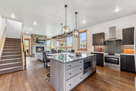 7 Moss Way, Silverthorne, CO 80498 photo 10