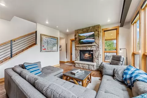7 Moss Way, Silverthorne, CO 80498 photo 4