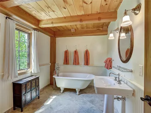 Bath - 840 Penstemon Rd, Keystone, CO 80435 photo 5 of 6