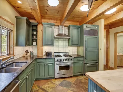 Kitchen - 840 Penstemon Rd, Keystone, CO 80435 photo 2 of 3