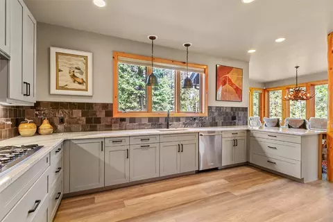 812 Penstemon Rd, Keystone, CO 80435 photo 10