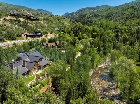 2811 Whitewater Ln, Steamboat Springs, CO 80487