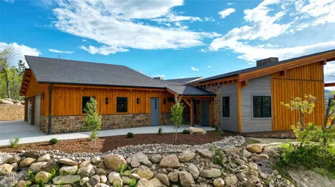 200 Sundance Ct #1, Steamboat Springs, CO 80487
