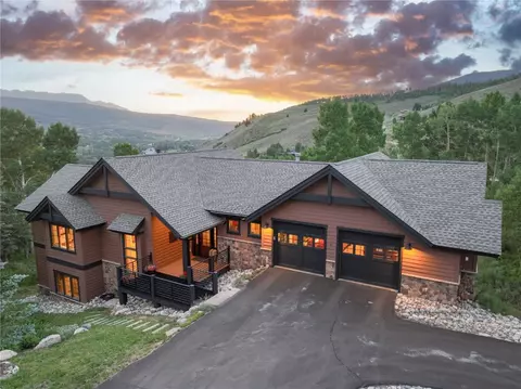 24 Crescent Moon Trl, Silverthorne, CO 80498