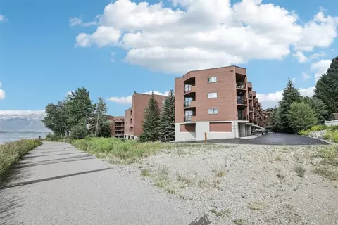 Exterior - 210 E La Bonte St #121, Dillon, CO 80435 photo 7 of 10