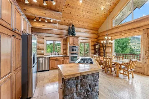 Kitchen - 615 Piney Acres Cir, Dillon, CO 80435 photo 2 of 4
