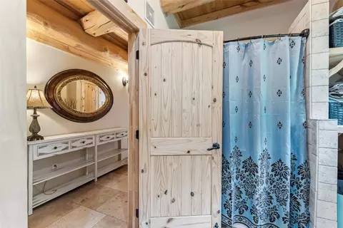 Bath - 615 Piney Acres Cir, Dillon, CO 80435 photo 5 of 6
