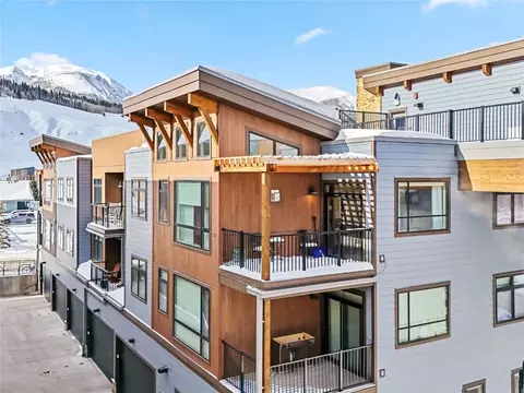 75 W 4th St #304W, Silverthorne, CO 80498