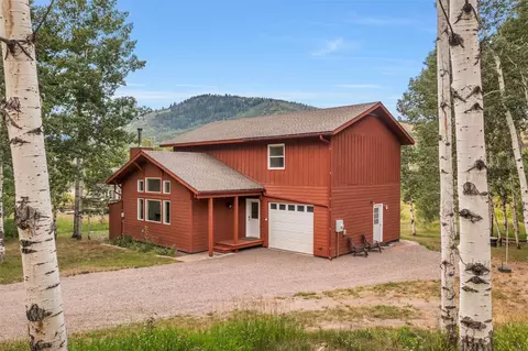 32563 Ute Trl, Oak Creek, CO 80467