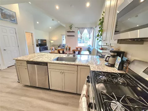 Kitchen - 27 Bootlegger Ln, Silverthorne, CO 80498 photo 1 of 4