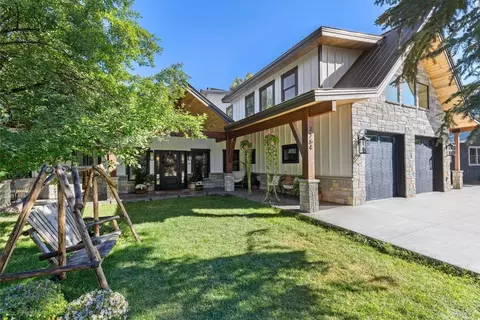 2764 Iris Ln, Steamboat Springs, CO 80487