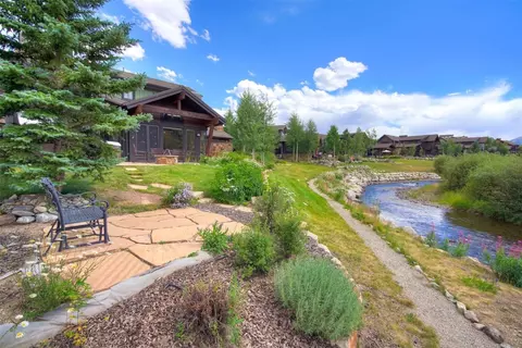 Exterior - 211 Shores Ln, Breckenridge, CO 80424 photo 3 of 12