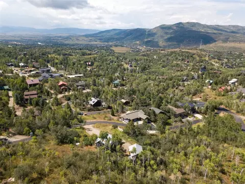 1830 Upper Huckleberry Ln, Steamboat Springs, CO 80487