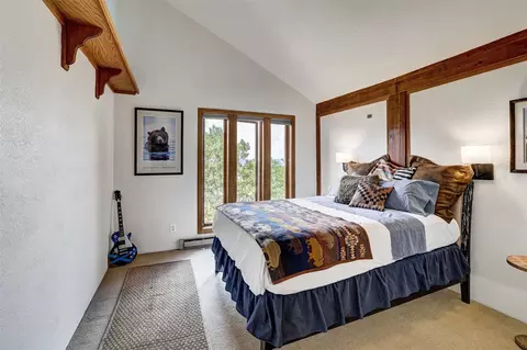 Bedroom - 1703 Elk Run Rd, Silverthorne, CO 80498 photo 4 of 6