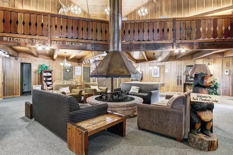 Living - 110 Sawmill Rd #7D, Breckenridge, CO 80424 photo 2 of 4