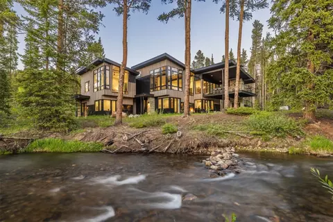 237 Wagon Rd, Breckenridge, CO 80424