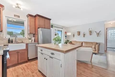 259 6th St #8, Steamboat Springs, CO 80487