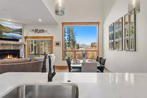 Kitchen - 736 Independence Rd #4B, Keystone, CO 80435 photo 2 of 2