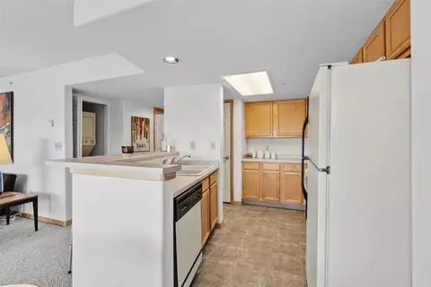 980 Lakepoint Dr #608, Frisco, CO 80443 photo 14