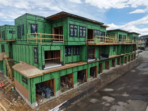 740 Blue River Pkwy #E8, Silverthorne, CO 80498
