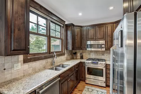 Kitchen - 324 N Main St #5, Breckenridge, CO 80424 photo 1 of 2