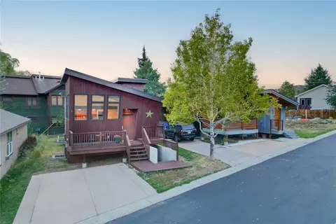 517 Harms Ct, Steamboat Springs, CO 80487