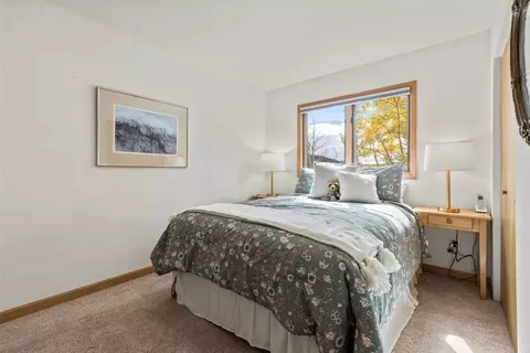 Bedroom - 1007 Blue Ridge Rd, Silverthorne, CO 80498 photo 3 of 9
