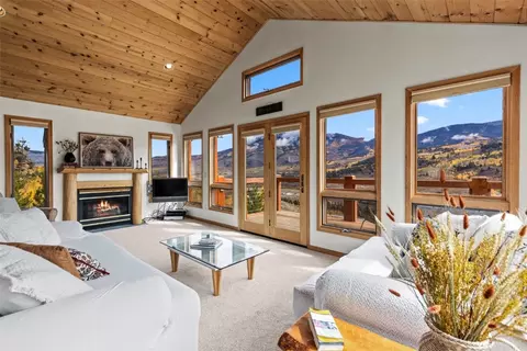 Living - 1007 Blue Ridge Rd, Silverthorne, CO 80498 photo 3 of 6
