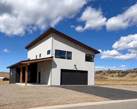 2627 New Heights Dr, Steamboat Springs, CO 80487