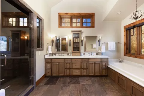 Bath - 1330 Golden Eagle Rd, Silverthorne, CO 80498 photo 1 of 5