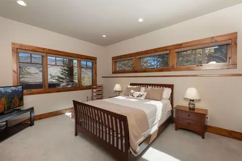 Bedroom - 1330 Golden Eagle Rd, Silverthorne, CO 80498 photo 3 of 5