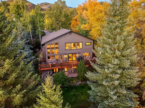 545 Steamboat Blvd, Steamboat Springs, CO 80487