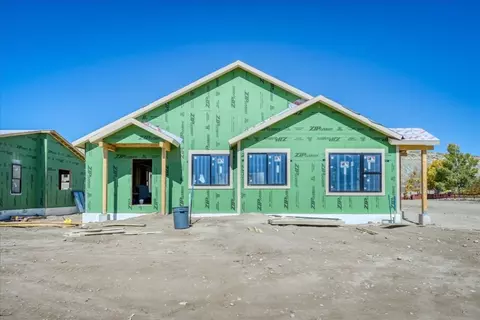 331 Kinsey Ave, Kremmling, CO 80459 photo 2