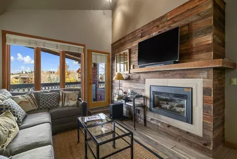 2800 Village Dr #1302, Steamboat Springs, CO 80487