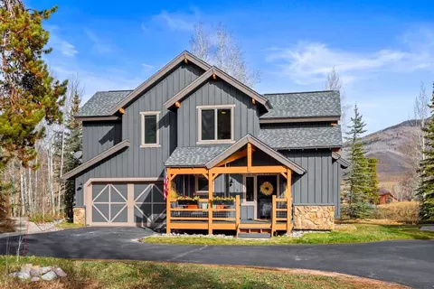 402 Kestrel Ln, Silverthorne, CO 80498