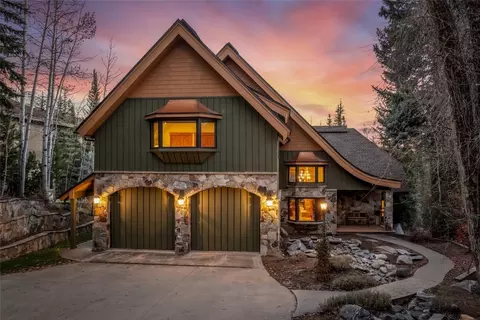 665 Meadowbrook Cir, Steamboat Springs, CO 80487