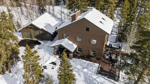 227 Mountain View Dr, Blue River, CO 80424