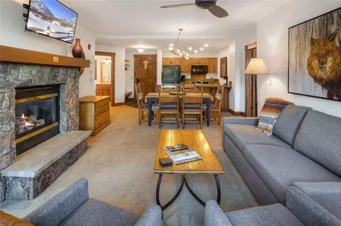 35 Mountain Thunder Dr #5208, Breckenridge, CO 80424