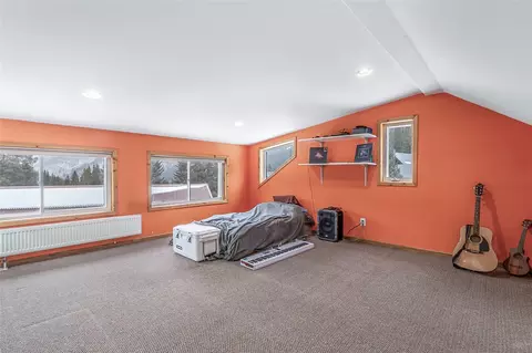 Bedroom - 5291 5293 Montezuma Rd, Montezuma, CO 80435 photo 4 of 6