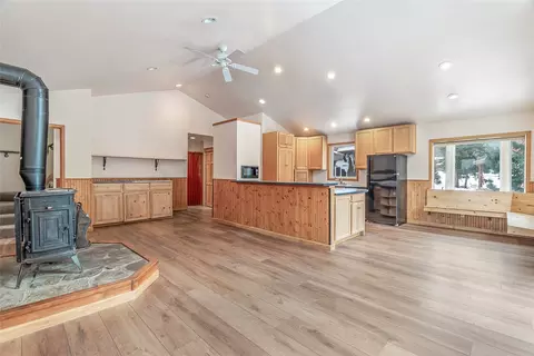 Living - 5291 5293 Montezuma Rd, Montezuma, CO 80435 photo 3 of 6