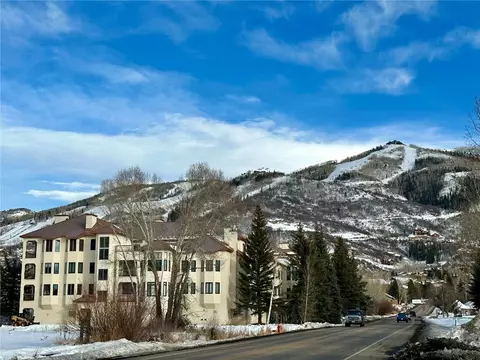2800 Eagleridge Dr #B11, Steamboat Springs, CO 80487