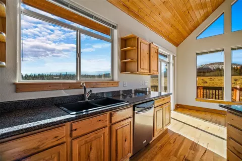 Kitchen - 162 Squirrel Tail Ct, Fairplay, CO 80440 photo 2 of 4