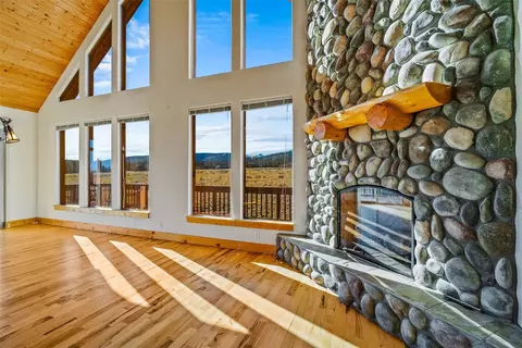 Living - 162 Squirrel Tail Ct, Fairplay, CO 80440 photo 1 of 5