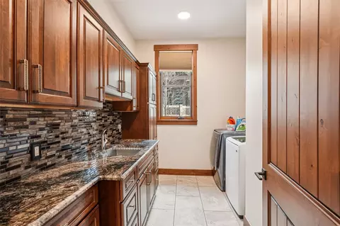 104 Talon Cir, Silverthorne, CO 80498 photo 23
