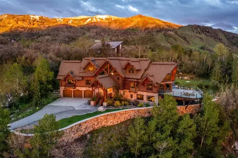1910 Clubhouse Dr, Steamboat Springs, CO 80487