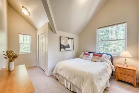 Bedroom - 234 Peterson Dr, Alma, CO 80420 photo 7 of 9