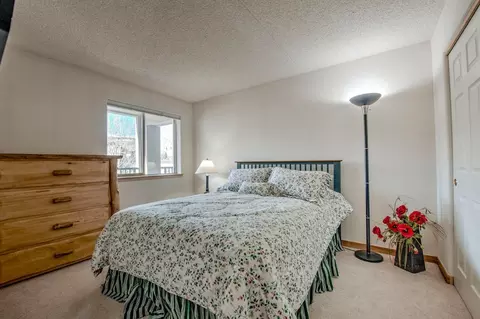 Bedroom - 980 Lakepoint Dr #404, Frisco, CO 80443 photo 3 of 4